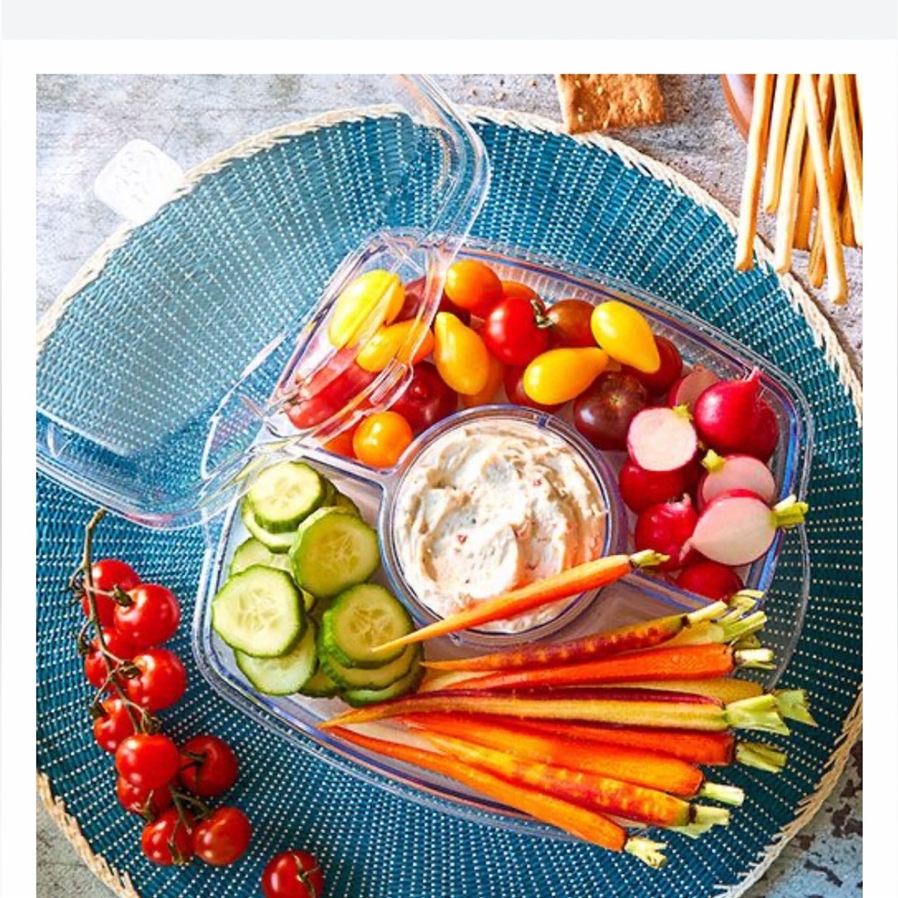 THE PAMPERED CHEF 9”x9” SQ. CHILL AND SERVE